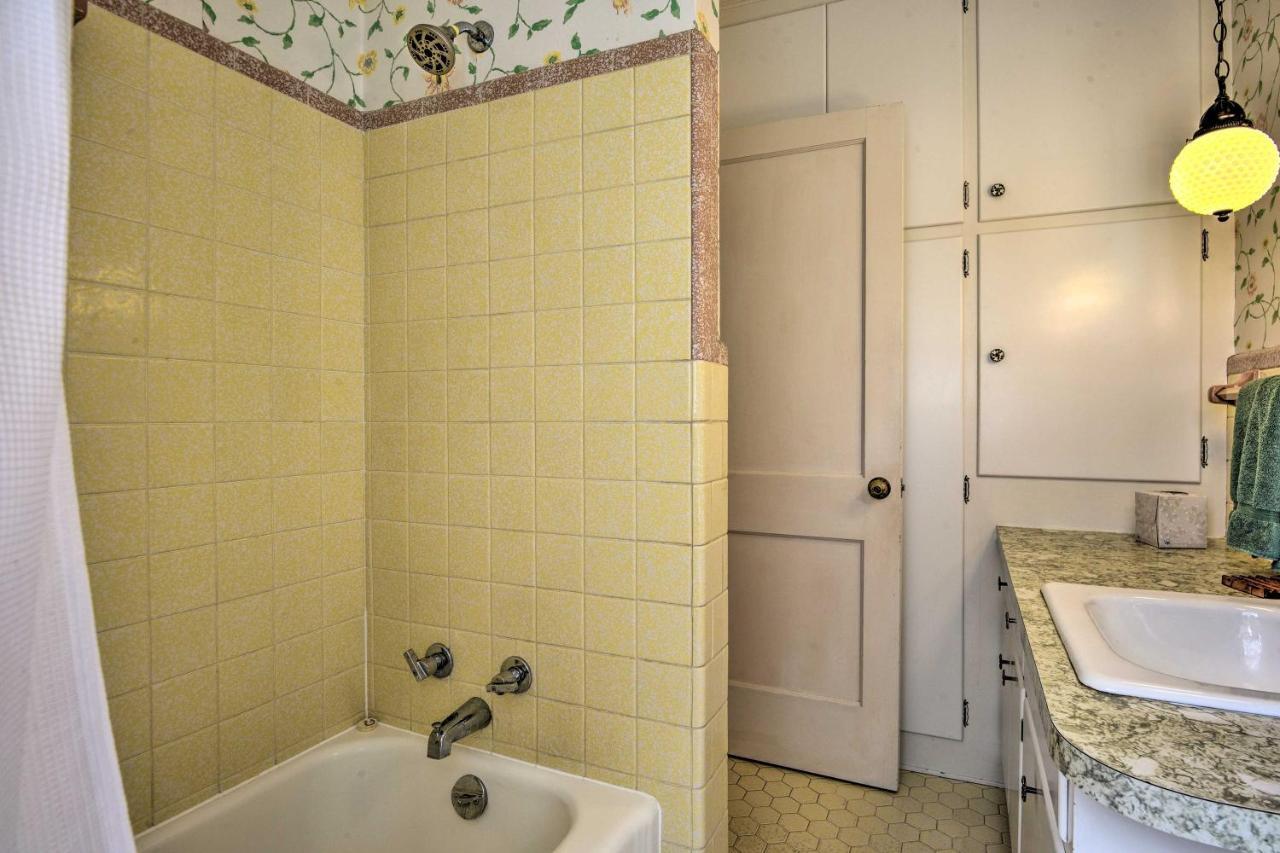 Cottage With Private Pool - Walk To Lake Wales! Exterior photo